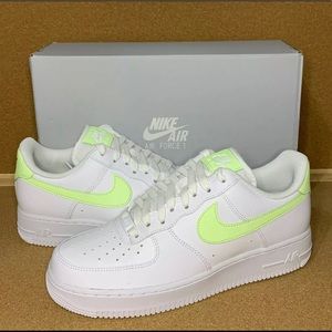 New Nike AF1 Low White Barley Volt Womens Size 9